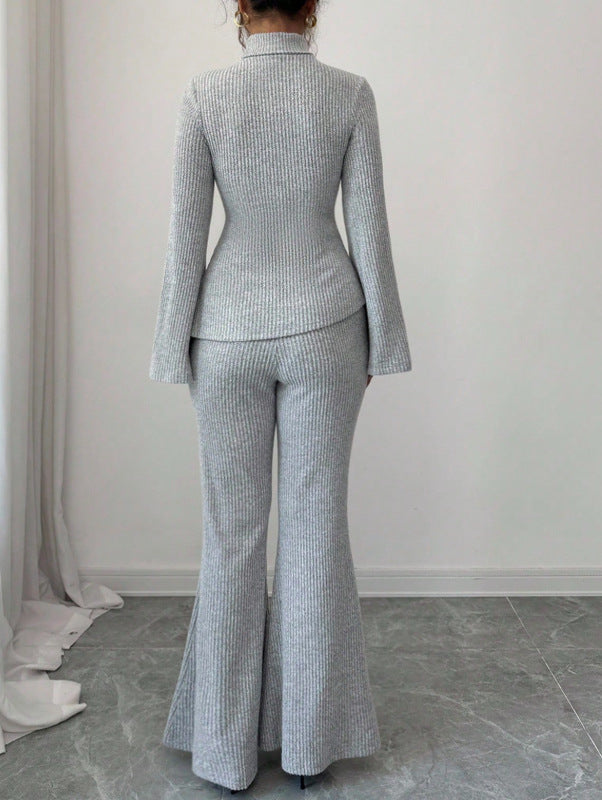 Beatrice – Conjunto elegante para mujer con blusa de canalé y pantalones acampanados