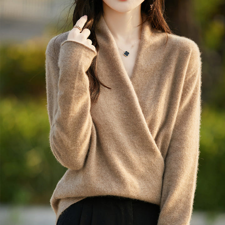 Sofía - Blusa de lana suave con escote cruzado