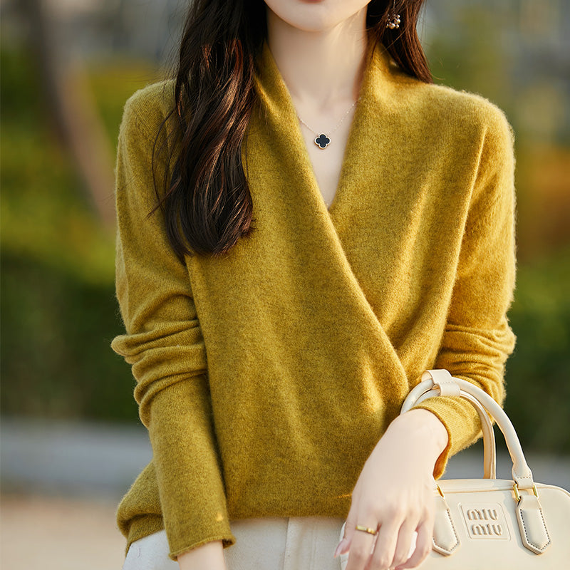 Sofía - Blusa de lana suave con escote cruzado